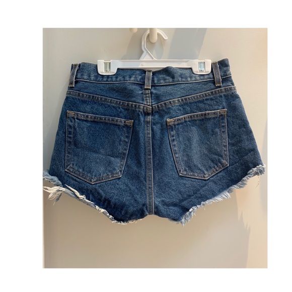 Brandy Melville John Galt Jean Shorts - Picture 2 of 4